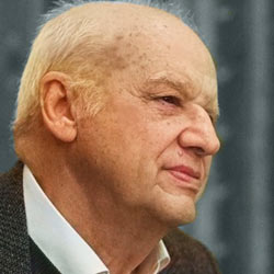 Дмитрий Сухарев